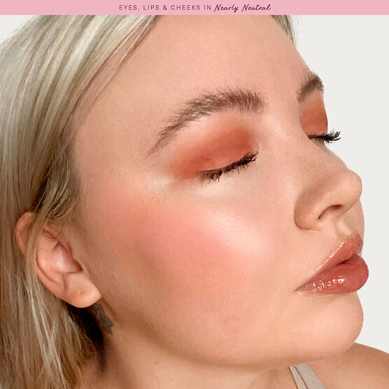 RARE  STAY VULNERAB EYES 3ML